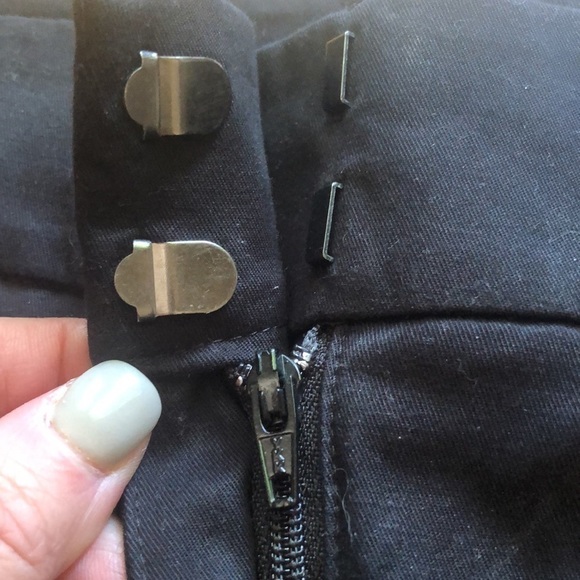 Ann Taylor Bermuda Shorts - Picture 2 of 6